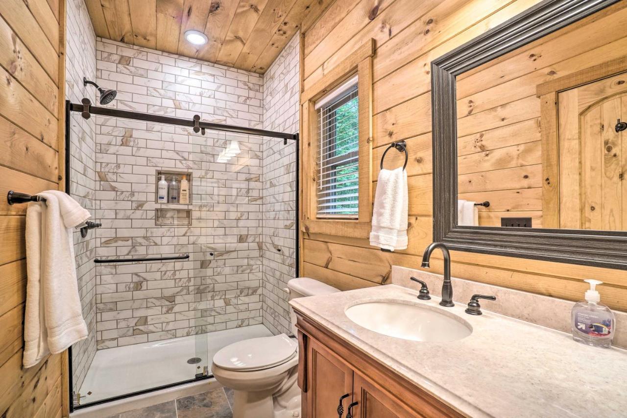 Peaceful Cabin On 3 Private Acres Deck And Fire Pit Blairsville Exterior foto